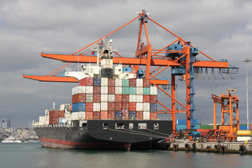 Container ship