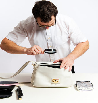 Taschenkontrolle