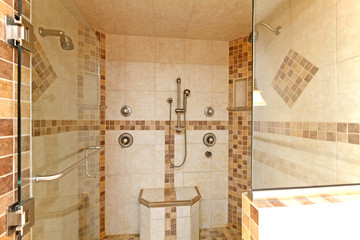 Double walk-in shower