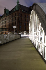 Fototapeta na wymiar Hamburg w nocy 2