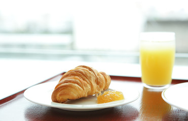 breadfast