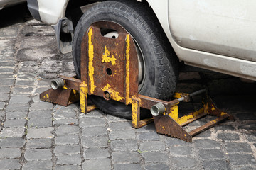 Clamped wheel in Italy