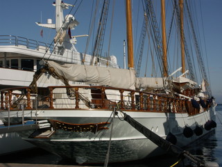 Fototapeta premium voilier trois-mâts à quai à Monaco