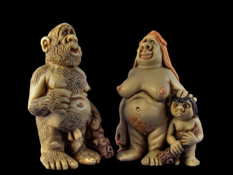 Neandertaler Vater Mutter Kind nackt