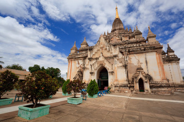Fototapeta na wymiar Gaw Daw Palin świątynia, Chart, Myanmar