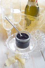 caviar and champagne-caviale e champagne