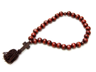 bead-roll with wooden elements