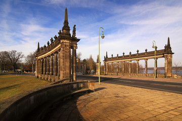 Potsdam Glienicker Brücke Kolonnaden
