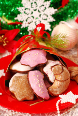 christmas gingerbreads with icing