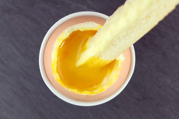 &oelig;uf &agrave; la coque