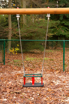 Empty swing