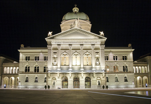 Bundeshaus / Palais F&eacute;d&eacute;ral / Palazzo Federale