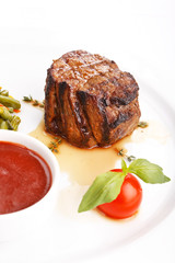 Grilled steak with vegetables