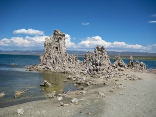Row of tufa formations in Mono Lake Tufa State Nature Reserve