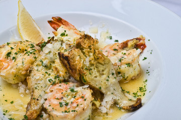 Shrimp and Artichoke with lemon in butter sauce