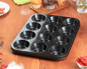 12 cup muffin tin