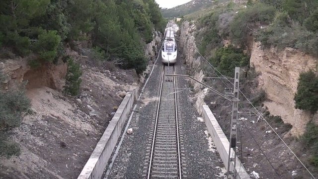 TREN DE PASAJEROS