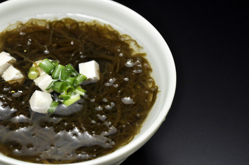 もずくスープ