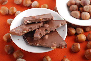 cioccolato nocciole sei