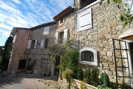 Fototapeta Dans les rues du Castellet
