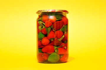 Canned red pepper