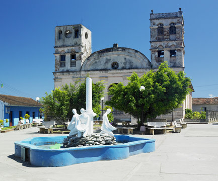 Nuestra Senora de la Asunci&oacute;n Cathedral, Parque Central, Baracoa