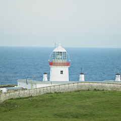 Fototapeta na wymiar Latarnia morska, Punkt dziurawca, Hrabstwo Donegal, Irlandia