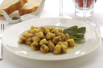 Gnocchi al ragù d'oca
