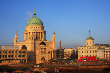 Potsdam Nikolaikirche und Rathaus
