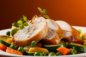 Grilled turkey fillet with vegetables