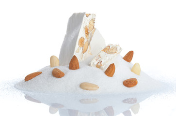 Torrone con mandorle