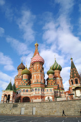 Fototapeta na wymiar Pokrovskiy jest katedra