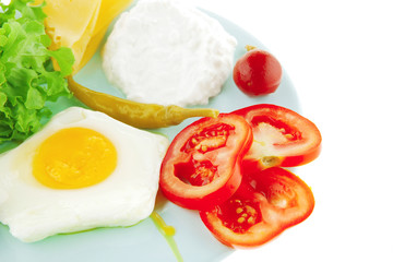 eggs with vegetables and cheeses