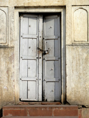 Enterance Gate Closed