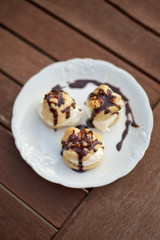 Profiteroles