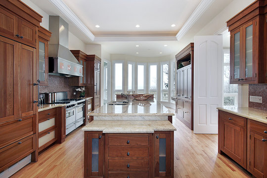 Kitchen with recessed ceiling