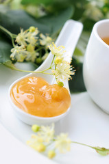 Linden honey with linden flower