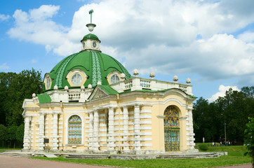 Fototapeta na wymiar Kuskovo estate, Moscow: Grotto