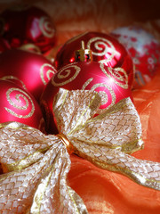 decori natalizi di colore rosso