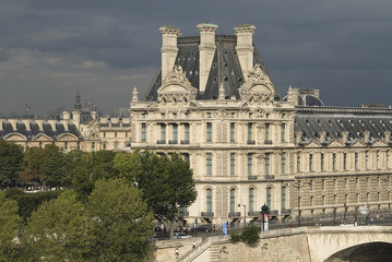 Fototapeta na wymiar Paris Louvre Museum