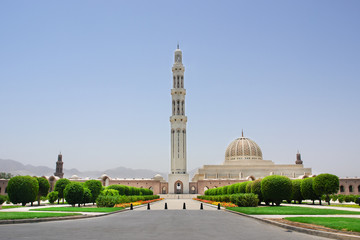 Fototapeta na wymiar Muscat, Oman - Sultan Qaboos Grand Mosque