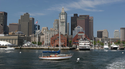 Fototapeta na wymiar Boats in Boston harbor, USA