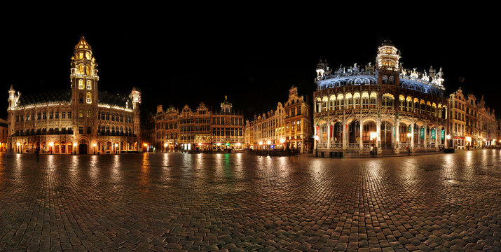 Night panorama of Grande Place,Grote Markt Brussels, Belgium
