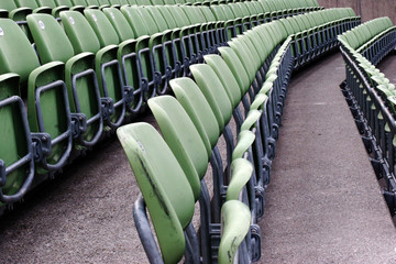 Stuhlreihe © Magnus