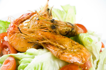 Shrimps with fresh vegetables
