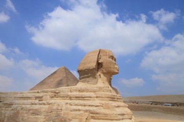Fototapeta na wymiar Sfinks i piramidy w Gizie, światowego dziedzictwa Unesco, Egipt