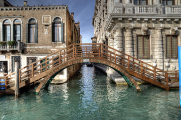 Wooden Bridge, Venice, Italy. - obrazy, fototapety, plakaty
