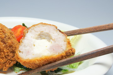 チーズインコロッケ