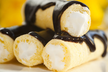 Cream rolls with chocolate