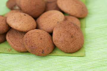 Oatmeal cookies .
